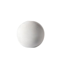 Load image into Gallery viewer, Screw thread Vase - White, 11.5 cm
